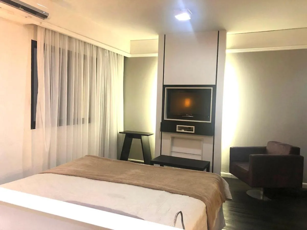 Apto Privativo Em Hotel De Luxo No Ibirapuera São Paulo